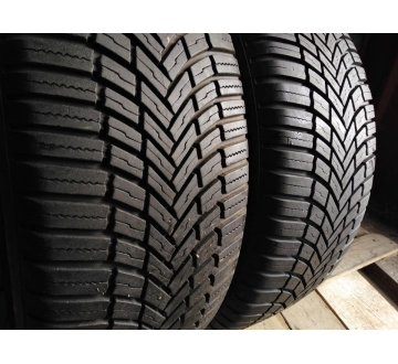 Bridgestone Weather Control A 005 215/55R 18