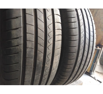 Dunlop Turing 2 205/65R 15