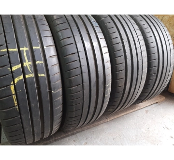 Michelin Pilot Sport 4// 225/45R 19