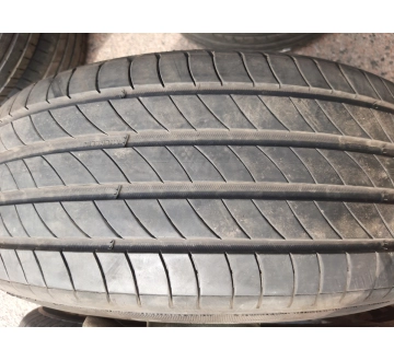 Качественные шины бу:  Michelin Primacy 4../, шины б у R 16 фото