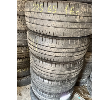 Качественные шины бу:  Michelin Agilis.///., шины б у R 16C фото