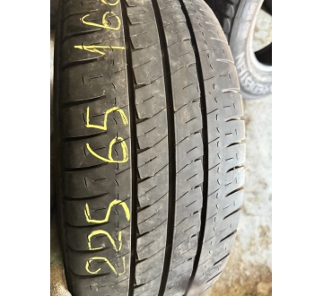 Летние б/у шины Michelin Agilis.///. 225 /65 R 16C — фото 2
