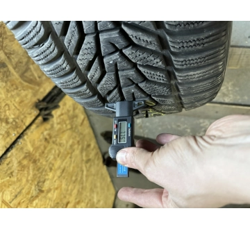 Зимние б/у шины Hankook Winter i*cept evo3../.. 245 /45 R 19 — фото 3