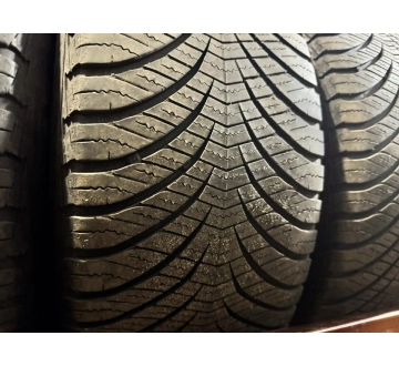 Зимние б/у шины GoodYear Vector 4 Season.///../ 225 /55 R 17 — фото 2