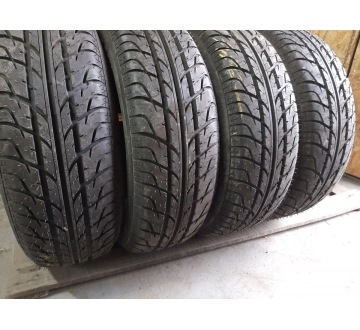 Качественные шины бу:  Sebring Sporty, шины б у R 15 фото