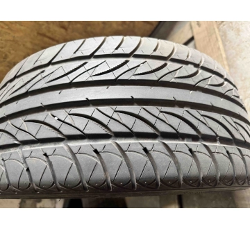 Blackhawk Street-H 235/45R 17