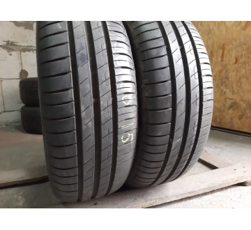 Good Year Efficient Grip Performance.   . 195/60R 15