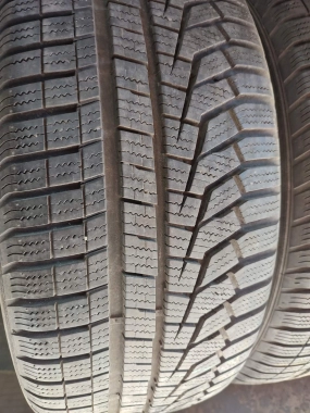 Зимние б/у шины Hankook Winter I cept evo 2 .     /… 235 /55 R 17 — фото 2