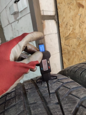 Зимние б/у шины Hankook Winter I cept evo 2 .     /… 235 /55 R 17 — фото 4