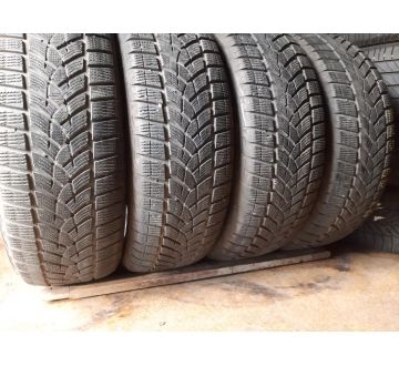 GoodYear UltraGripPerformance     .  .. . . 225/60R 18