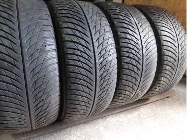 Michelin Pilot Alpin 5    ../../ 245/45R 17