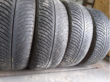 Michelin Pilot Alpin 5   .//.. 235/55R 17
