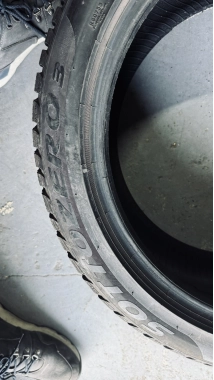 Зимние б/у шины Pirelli Sottozero 3 .. / .. 235 /45 R 18 — фото 3