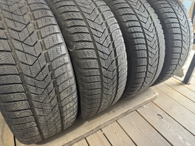 Pirelli Sottozero 3 .. / ..// 235/45R 18