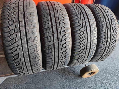 Hankook Winter I Cept Evo 2  ..  .  . 225/55R 17