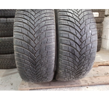 Firestone WinterHawk WK4 235/45R 19