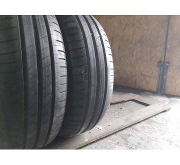 Good Year Efficient Grip Performance.  // . 195/65R 15