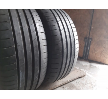 Good Year Efficient Grip perfomance 225/55R 16