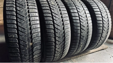 Качественные шины бу:  Pirelli Sotozero 3    .   ./.., шины б у R 19 фото