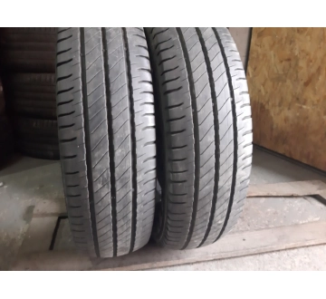 Michelin Agilis 3  .. . 205/75R 16C