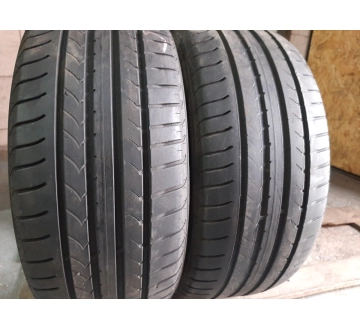 GoodYear Efficient Grip  ..  // 245/45R 18