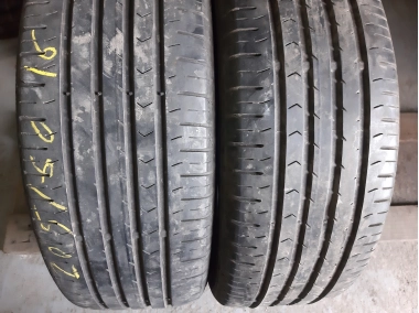 Continental Conti Premium Contact 5  . 205/60R 16