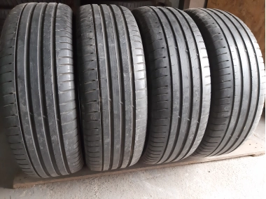 Michelin Pilot Sport 4 SUV 225/60R 18