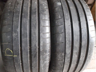 Michelin Pilot Super Sport 245/45R 18