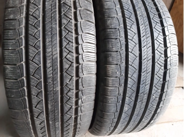 Michelin Latitude Tour HP  . 255/55R 18