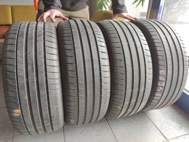 Bridgestone Turanza T005  ../ 245/45R 19