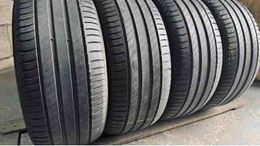 Michelin Primacy 4  .  … . 225/50R 17