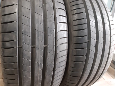 Pirelli Scorpion    . 255/45R 19