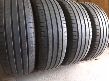 Michelin Latitude Sport 3 235/65R 17