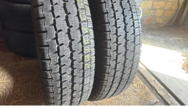 Continental VancoFourSeason 2 205/75R 16C
