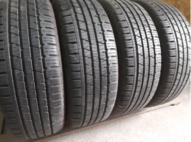 Continental Cross Contact   . . 215/65R 16