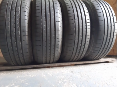 Yokohama Advan Sport V105 . 235/60R 18