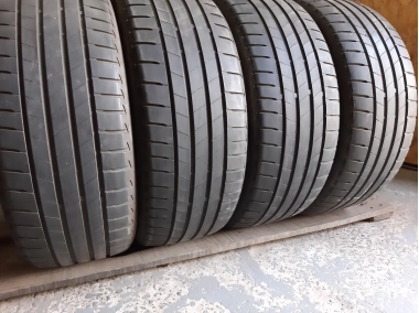 Bridgestone Turanza T005  ./. 215/50R 17