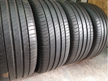 Michelin Primacy 3*   . 245/45R 19