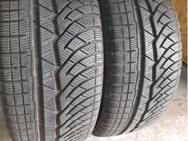 Michelin Pilot Alpin PA4  ..   . 235/45R 18