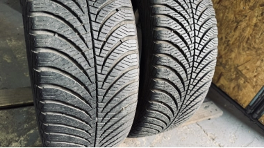Good Year Vector 4 Seasons 205/55R 17