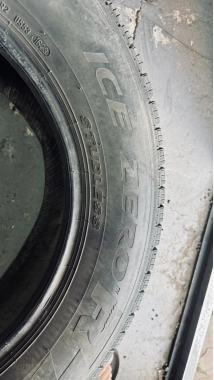 Зимние б/у шины Pirelli Ice Zero 235 /65 R 17 — фото 6