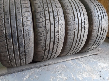 Tomket Snow Road Pro 3 215/50R 17