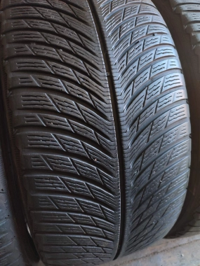 Зимние б/у шины Michelin Pilot Alpin 5 …/ 265 /40 R 20 — фото 2