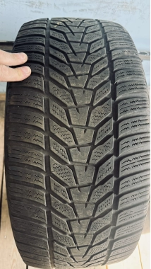 Качественные шины бу:  Hankook Winter I Cept Evo 3 .. ./, шины б у R 18 фото