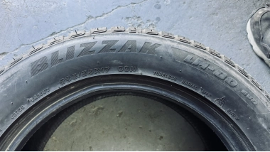 Зимние б/у шины Bridgestone Blizzak LM-80 Evo    … 235 /55 R 17 — фото 3