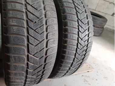 Качественные шины бу:  Pirelli Sottozero 3   .., шины б у R 17 фото