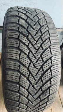 Continental ContiWinterContact TS850 215/55R 16