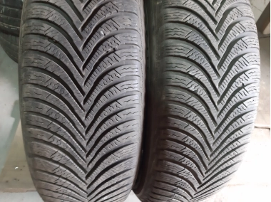 Michelin Alpin 5    . 205/65R 16