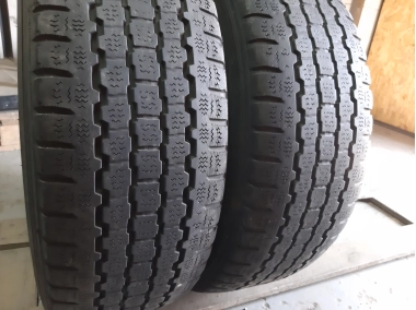 Качественные шины бу:  Bridgestone Blizzak W-80, шины б у R 15C фото