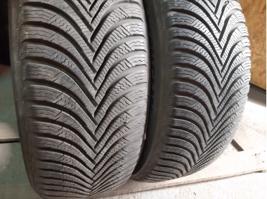Michelin Alpin 5   . 205/55R 17